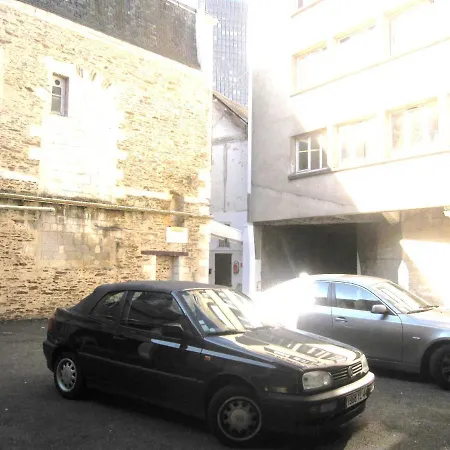 Des 3 Marchands Hotell 3*