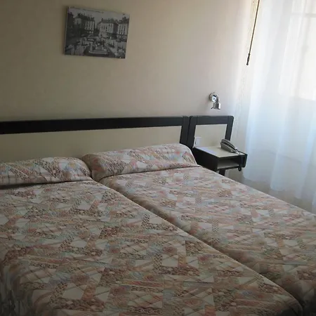 Des 3 Marchands Hotell