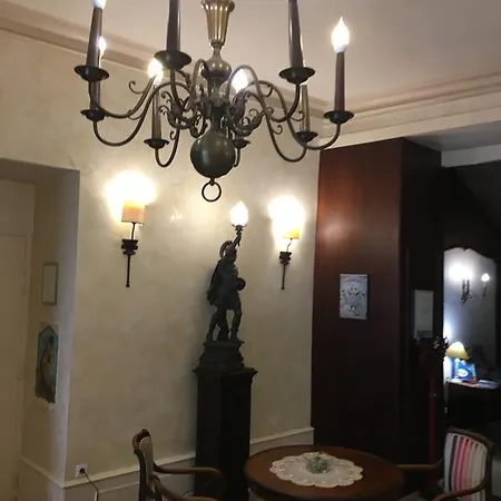 Des 3 Marchands Hotell