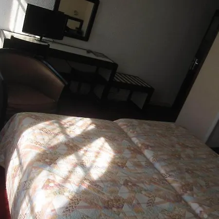 Des 3 Marchands Hotell Nantes