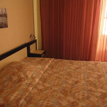 Des 3 Marchands Hotell 3*