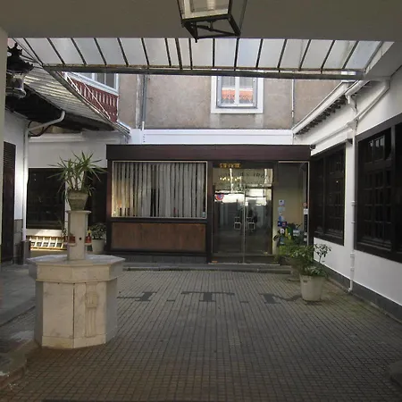 Des 3 Marchands Hotell 3*